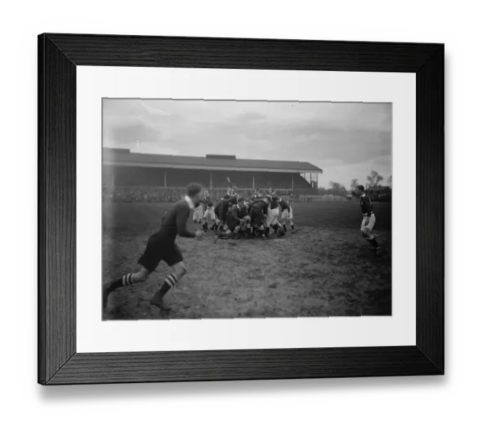 Framed Print : Rugby match between Army and Navy at Twickenham. Lt Cdr C A Kershaw ( Navy Captain