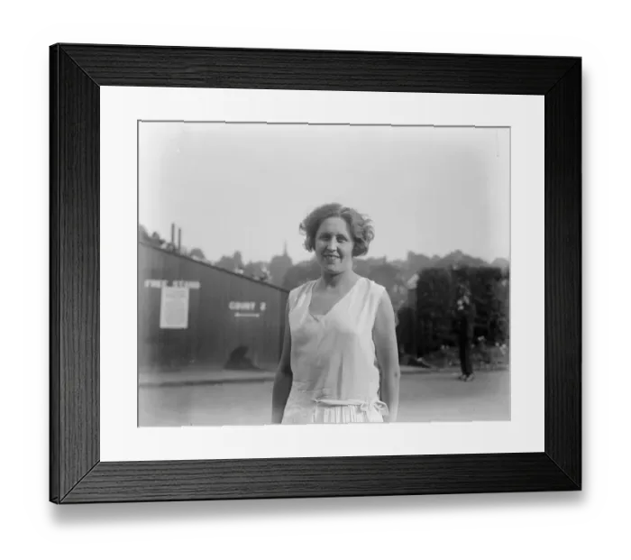 Framed Print : Lawn tennis championship at Wimbeldon Mme Billout 1 July 1925 Framed Print : Lawn tennis championship at Wimbeldon Mme Billout 1 July 1925