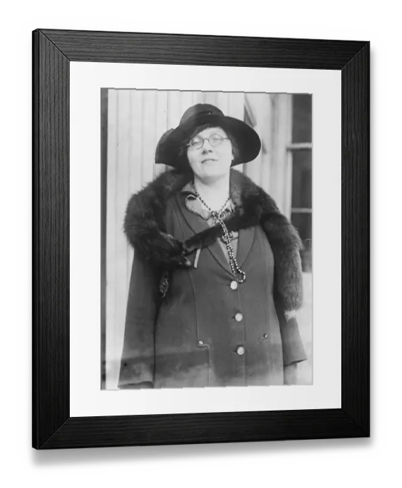 Framed Print : Mrs H Normanton, Barrister. 1925 Framed Print : Mrs H Normanton, Barrister. 1925