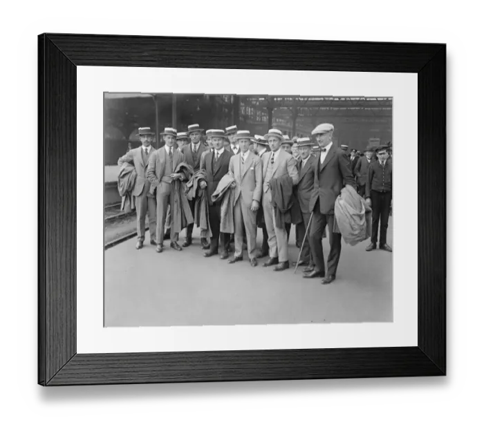 Framed Print : Canadian cricketers arrive at Waterloo Station A team of Canadian cricketers under Framed Print : Canadian cricketers arrive at Waterloo Station A team of Canadian cricketers under