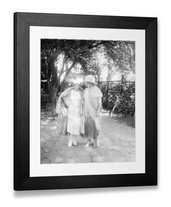 Framed Print : Lady Wavertrees tennis party at Sussex Lodge, in aid of invalid childrens association Framed Print : Lady Wavertrees tennis party at Sussex Lodge, in aid of invalid childrens association