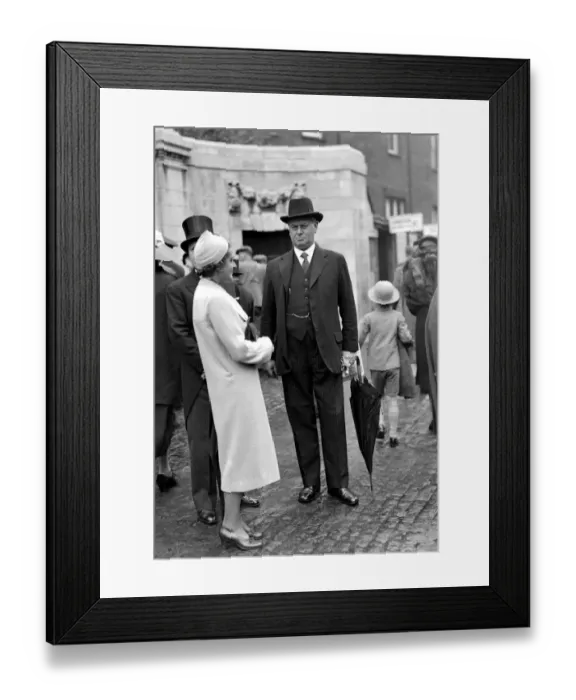 Framed Print : Sir Thomas Inskip at Lords cricket ground. 8 July 1938