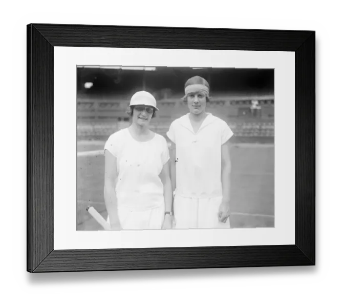 Framed Print : Mrs L A Godfree ( left ) and Miss Joan Fry tennis stars. 1926 Framed Print : Mrs L A Godfree ( left ) and Miss Joan Fry tennis stars. 1926