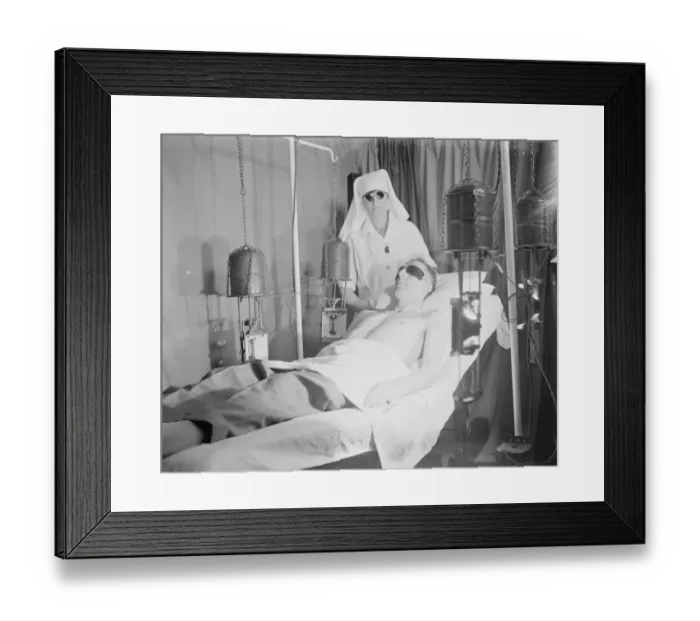 Framed Print : Light treatment. Hendry, the Australian cricketer, undergoing light treatment Framed Print : Light treatment. Hendry, the Australian cricketer, undergoing light treatment