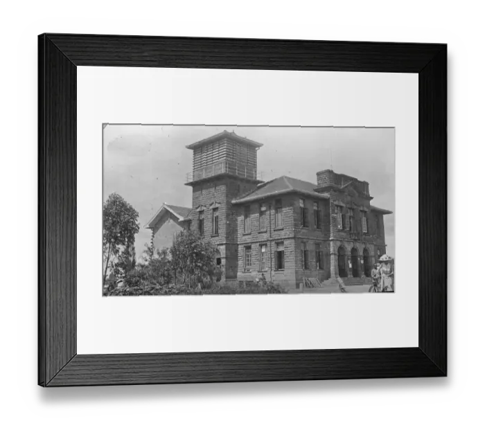 Framed Print : What the Princes will see in East Africa. The post office at Nairobi. August 1928 Framed Print : What the Princes will see in East Africa. The post office at Nairobi. August 1928