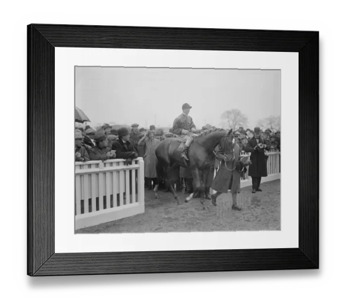Framed Print : The Kings double racing victory at Newbury. John Green ( Donoghue up ) after