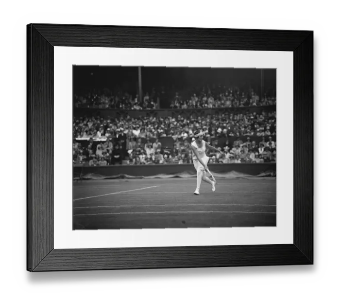 Framed Print : Tennis at Wimbledon. Senorita d Alvarez in play. 26 June 1929 Framed Print : Tennis at Wimbledon. Senorita d Alvarez in play. 26 June 1929