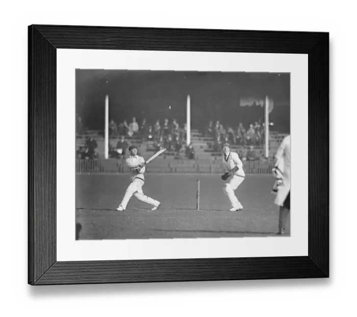 Framed Print : South Africa versus Leicestershire at Leicester Ewart Astill ( Leicestershire ) Framed Print : South Africa versus Leicestershire at Leicester Ewart Astill ( Leicestershire )