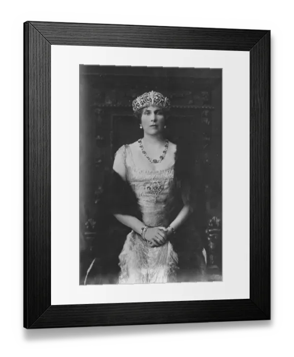 Framed Print : Queen Victoria Eugenia of Spain 8 November 1922 Framed Print : Queen Victoria Eugenia of Spain 8 November 1922