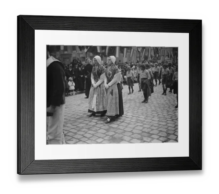 Framed Print : The procession of Our Lady at Boulogne. Picturesque Fisher girls in the procession