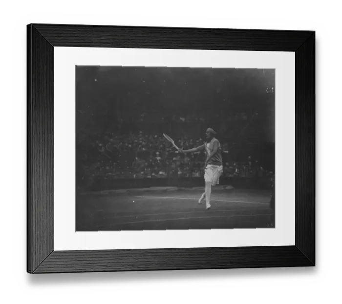 Framed Print : Lawn tennis at Wimbledon. Senorita de Alvarez in play. 2 July 1927 Framed Print : Lawn tennis at Wimbledon. Senorita de Alvarez in play. 2 July 1927