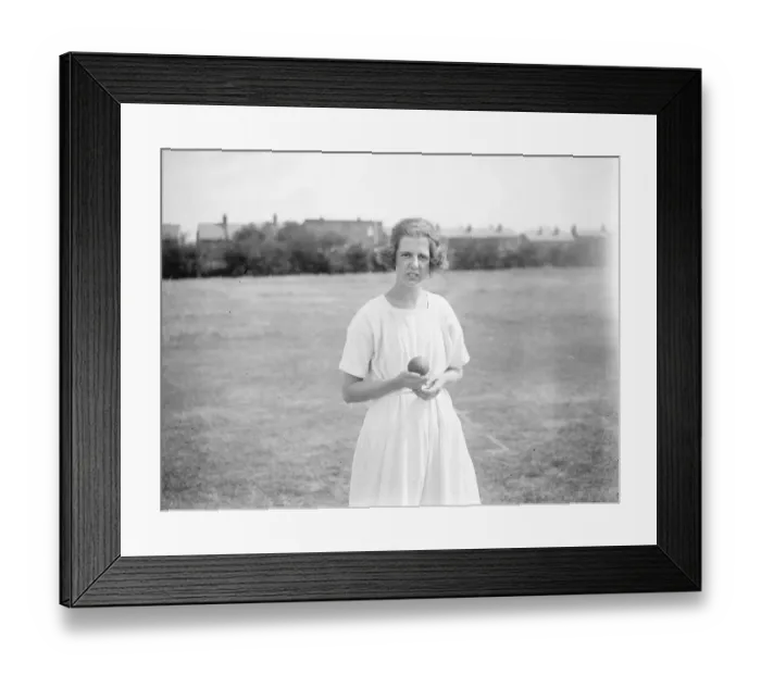 Framed Print : Wonderful woman bowler Miss Muriel Maxted, Captain of the Beaver Wednesday Cricket Club Framed Print : Wonderful woman bowler Miss Muriel Maxted, Captain of the Beaver Wednesday Cricket Club