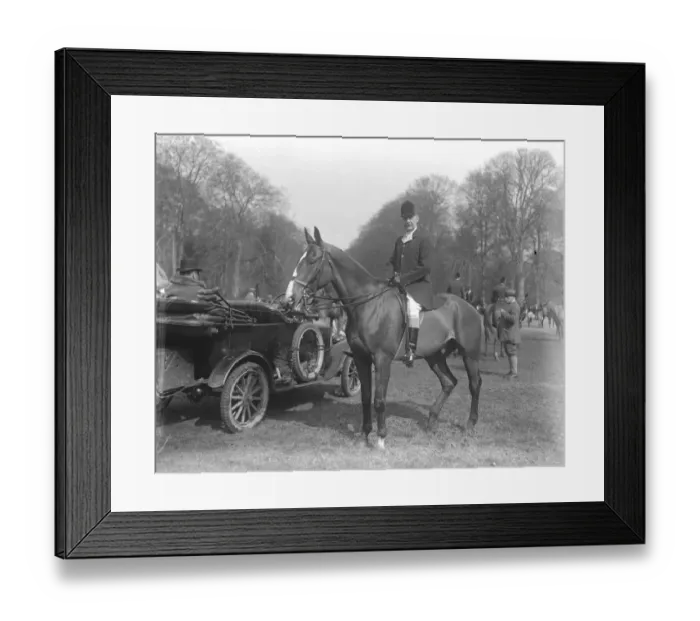 Framed Print : An Easter meet of the Duke of Beauforts Hounds was held at Cirencester, Gloucestershire Framed Print : An Easter meet of the Duke of Beauforts Hounds was held at Cirencester, Gloucestershire