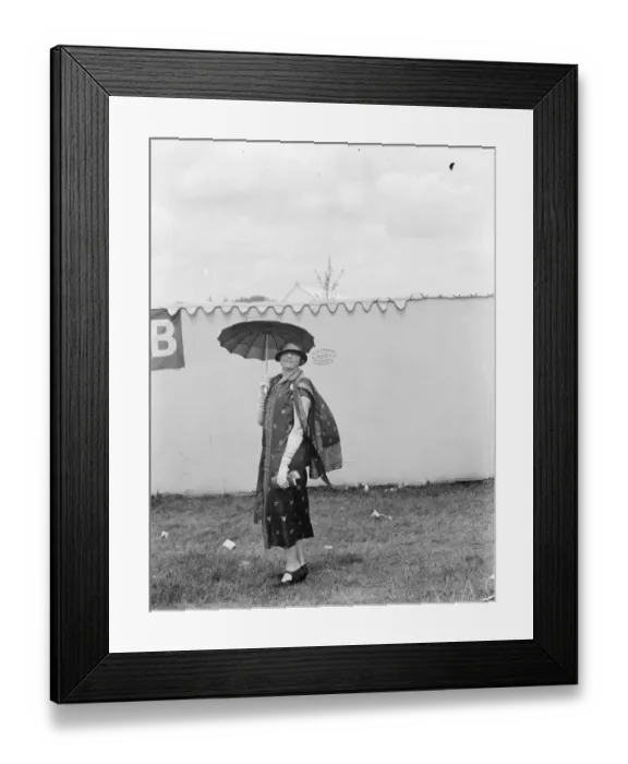 Framed Print : Royal Ascot Lady Griffin 19 June 1924 Framed Print : Royal Ascot Lady Griffin 19 June 1924