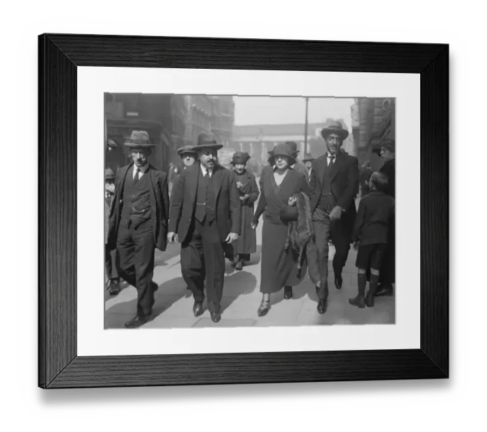 Framed Print : Egyptian murder trial at the Old Bailey. Mme Said, sister of the murdered man Framed Print : Egyptian murder trial at the Old Bailey. Mme Said, sister of the murdered man
