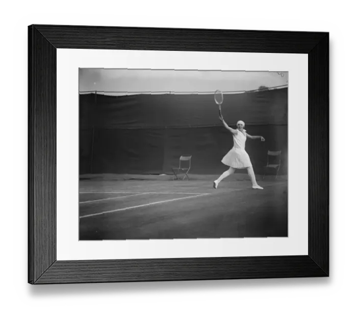 Framed Print : Lawn tennis at Wimbledon. Miss Betty Nuthall serving. 25 June 1929 Framed Print : Lawn tennis at Wimbledon. Miss Betty Nuthall serving. 25 June 1929