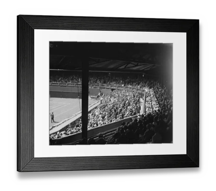 Framed Print : Wimbledon lawn tennis championships. A general view of the match between W T Tilden Framed Print : Wimbledon lawn tennis championships. A general view of the match between W T Tilden