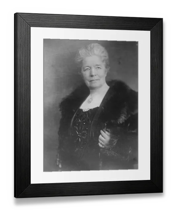 Framed Print : Famous Foreign Woman Novelist Deals in New Book with Present Day London Dr Selma Lagernof Framed Print : Famous Foreign Woman Novelist Deals in New Book with Present Day London Dr Selma Lagernof