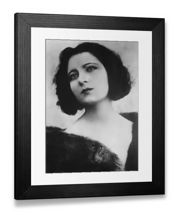 Framed Print : Mlle Raquel Meller. The Famous singer. 10 December 1927 Framed Print : Mlle Raquel Meller. The Famous singer. 10 December 1927