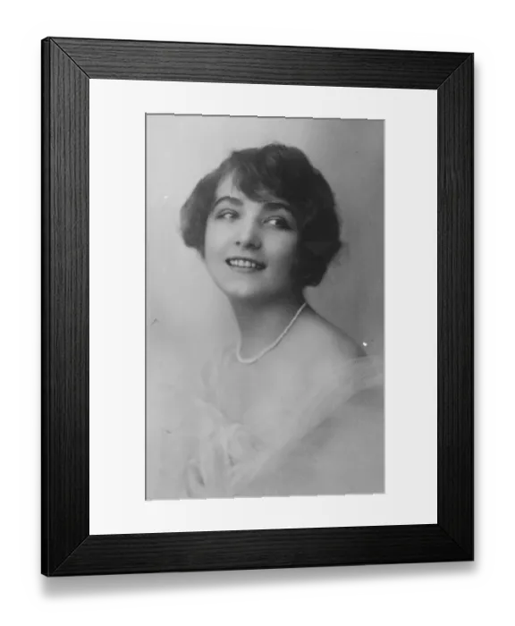 Framed Print : Lady who lives on her pearls Mrs George Liebrich of Hanover who no longer able to Framed Print : Lady who lives on her pearls Mrs George Liebrich of Hanover who no longer able to