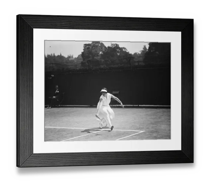 Framed Print : Tennis at Wimbledon. Mrs L C Mitchell. 30 June 1929 Framed Print : Tennis at Wimbledon. Mrs L C Mitchell. 30 June 1929