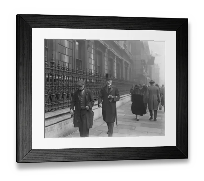 Framed Print : Private view day at the Royal Academy. Marquess of Huntley. 2 May 1924 Framed Print : Private view day at the Royal Academy. Marquess of Huntley. 2 May 1924