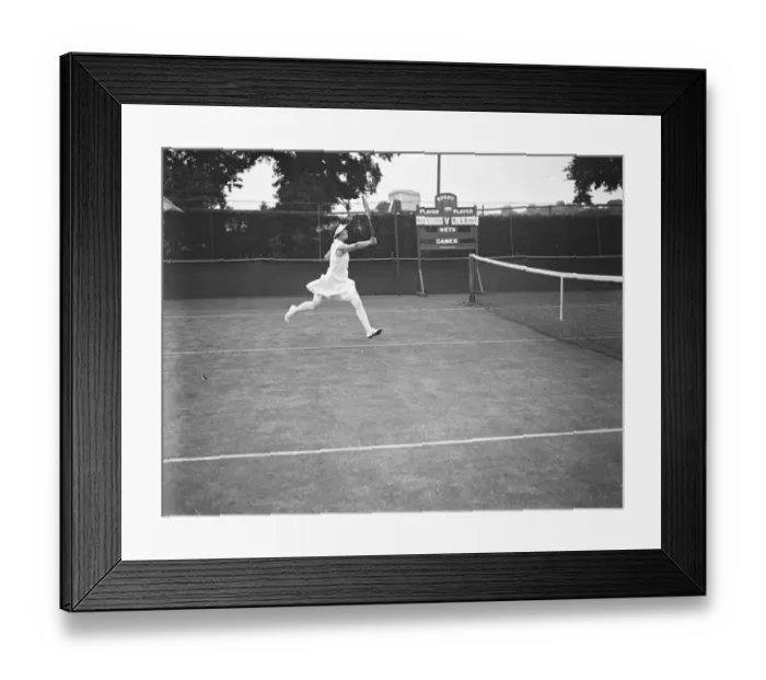 Framed Print : Lawn Tennis at Wimbledon. Miss Hemmant in play. 21 June 1927 Framed Print : Lawn Tennis at Wimbledon. Miss Hemmant in play. 21 June 1927