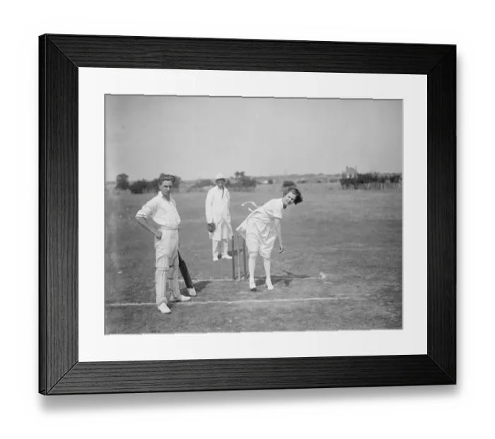 Framed Print : Wonderful woman bowler Miss Muriel Maxted, Captain of the Beaver Wednesday Cricket Club Framed Print : Wonderful woman bowler Miss Muriel Maxted, Captain of the Beaver Wednesday Cricket Club