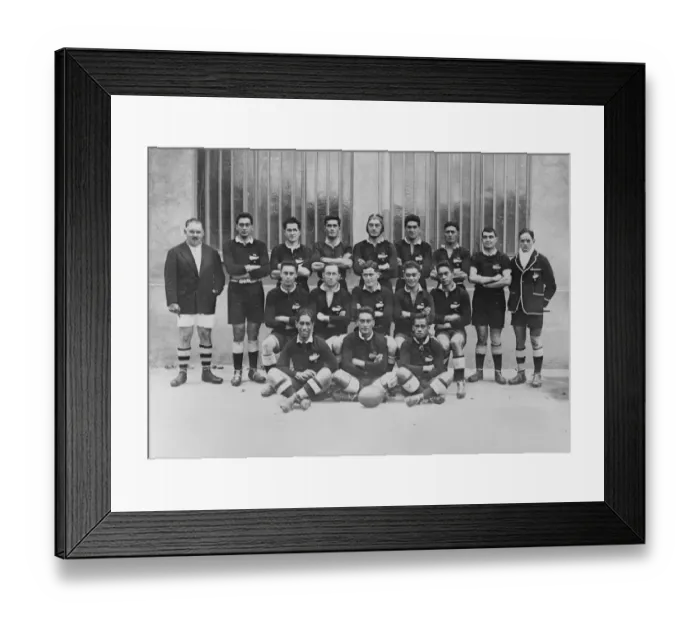 Framed Print : Maoris defeated at Colombes stadium by Paris XV team. The Maoris team 11 October 1926 Framed Print : Maoris defeated at Colombes stadium by Paris XV team. The Maoris team 11 October 1926