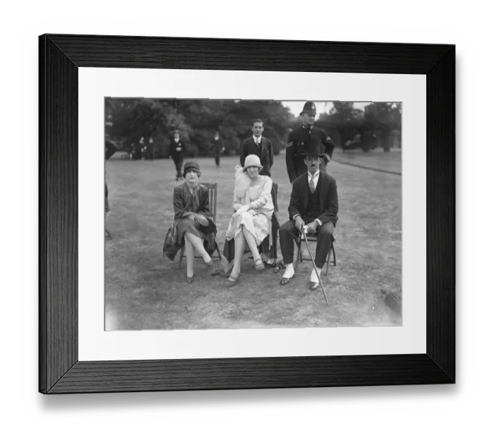Framed Print : International polo match at the Hurlingham Club, London - the British Army versus America Framed Print : International polo match at the Hurlingham Club, London - the British Army versus America