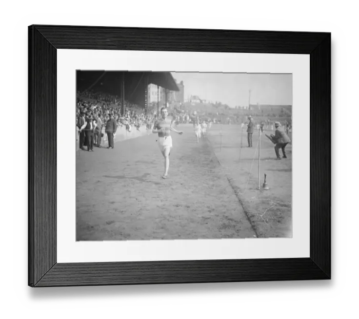 Framed Print : Civil service sports at Stamford Bridge A Elliot winning the members mile 13 June 1925 Framed Print : Civil service sports at Stamford Bridge A Elliot winning the members mile 13 June 1925