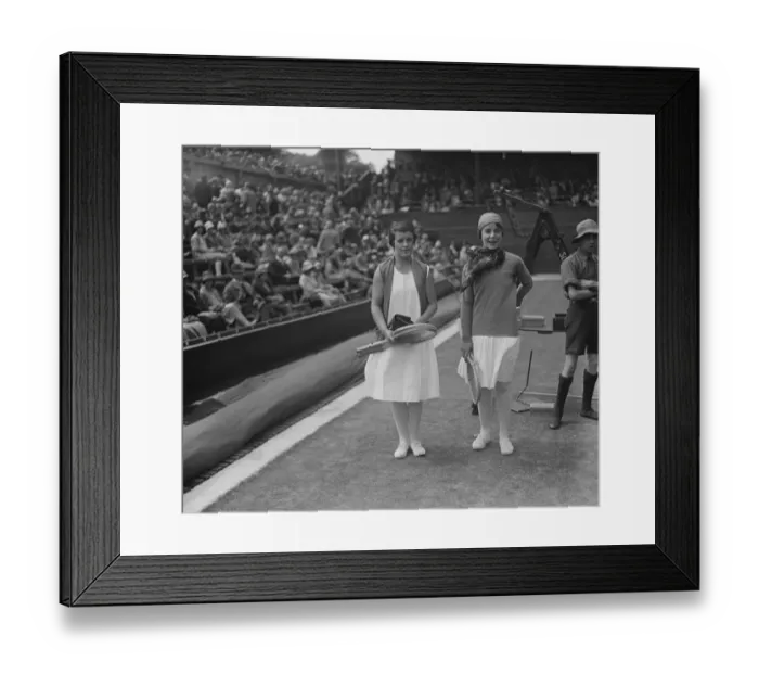 Framed Print : Wimbledon lawn tennis championships. Frl Aussem and Miss M V C Chamberlain before their match Framed Print : Wimbledon lawn tennis championships. Frl Aussem and Miss M V C Chamberlain before their match