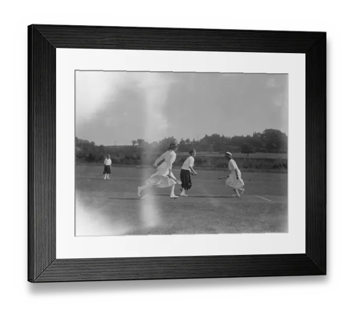 Framed Print : Kent versus Sussex, ladies stoolball match at Horsham cricket grounds Framed Print : Kent versus Sussex, ladies stoolball match at Horsham cricket grounds