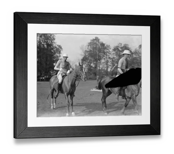 Framed Print : Polo at Worcester Park. Col F V Wyllie, M F H ( Scopwicks ). 1925