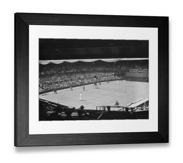 Framed Print : Wimbledon lawn tennis championships. A general view of the match between W T Tilden Framed Print : Wimbledon lawn tennis championships. A general view of the match between W T Tilden