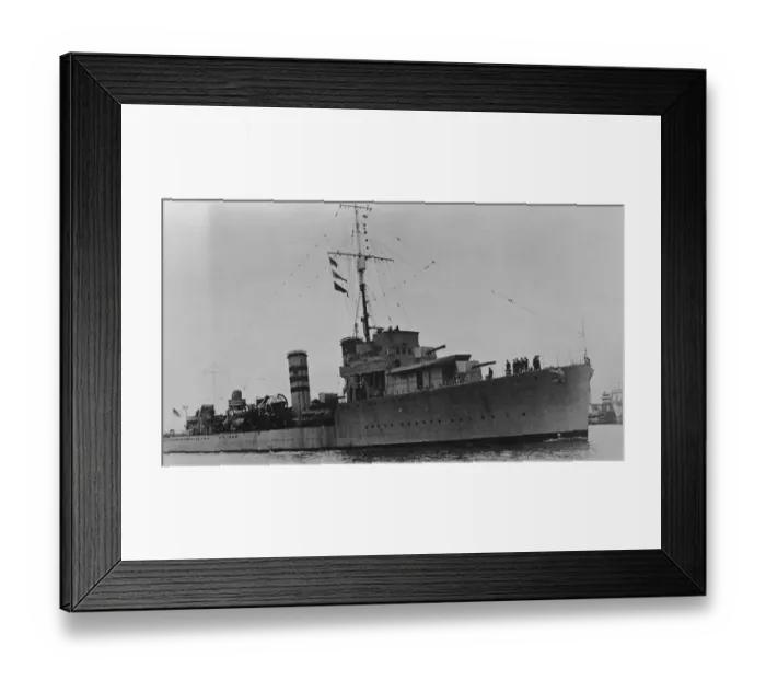 Framed Print : HMS Campbell, a Scott - class destroyer, a class of eight destroyer leaders designed Framed Print : HMS Campbell, a Scott - class destroyer, a class of eight destroyer leaders designed