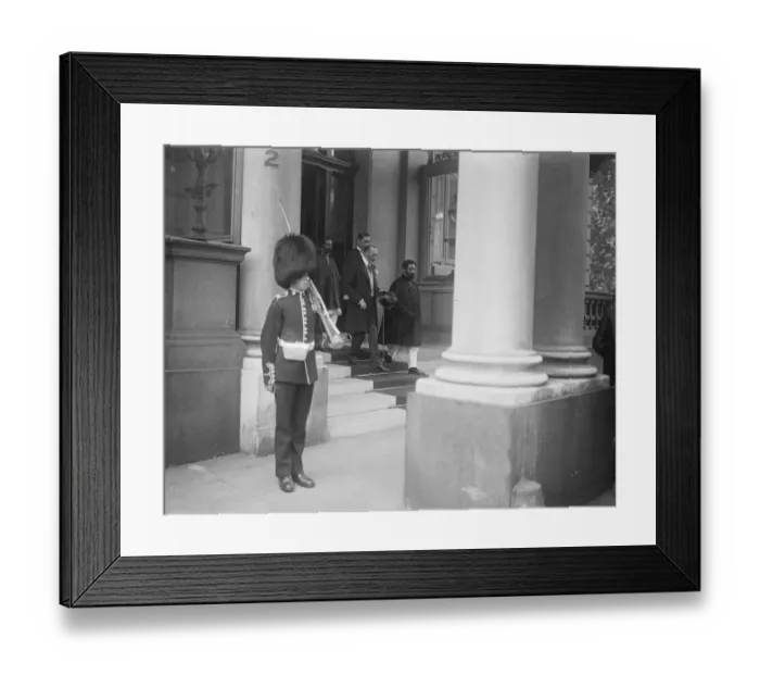 Framed Print : The King and Ras Tafari leaving 2, Albert Gate. 8 July 1924 Framed Print : The King and Ras Tafari leaving 2, Albert Gate. 8 July 1924
