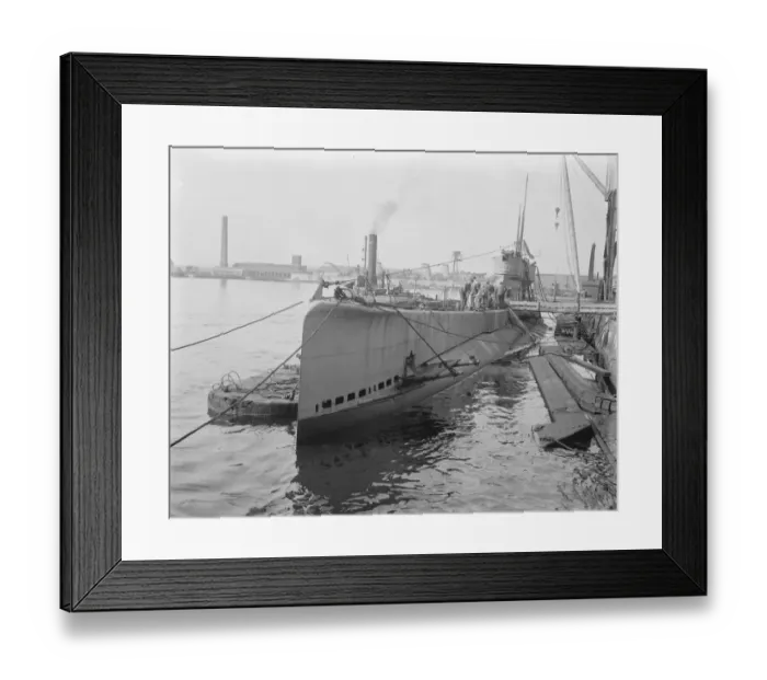 Framed Print : Four inch gun on conning tower of new British submarine 19 September 1924 Framed Print : Four inch gun on conning tower of new British submarine 19 September 1924