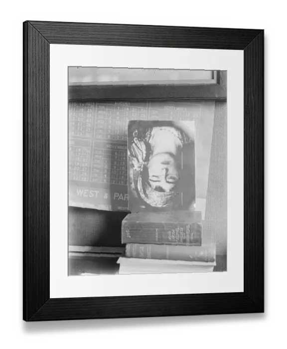 Framed Print : Photo Sculpture, Remarkable form of new art Photo sculpture is the name which Mr Framed Print : Photo Sculpture, Remarkable form of new art Photo sculpture is the name which Mr