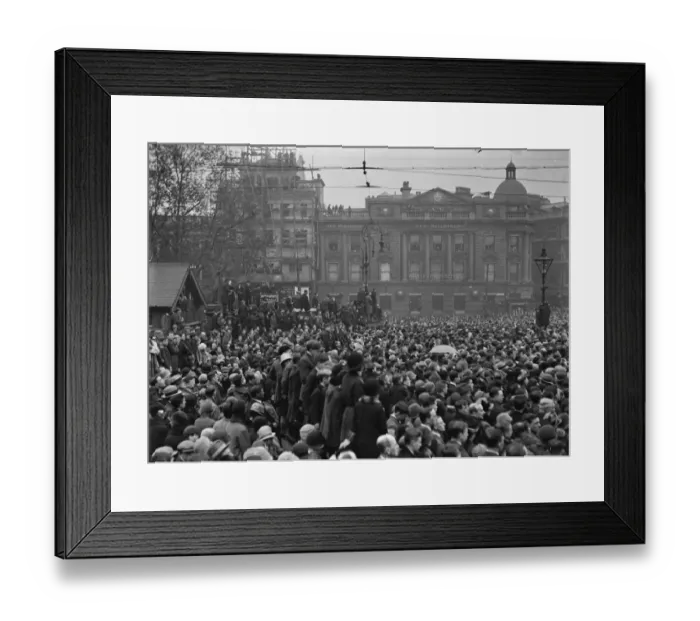 Framed Print : Armistice Day at Bristol. 11 November 1928 Framed Print : Armistice Day at Bristol. 11 November 1928