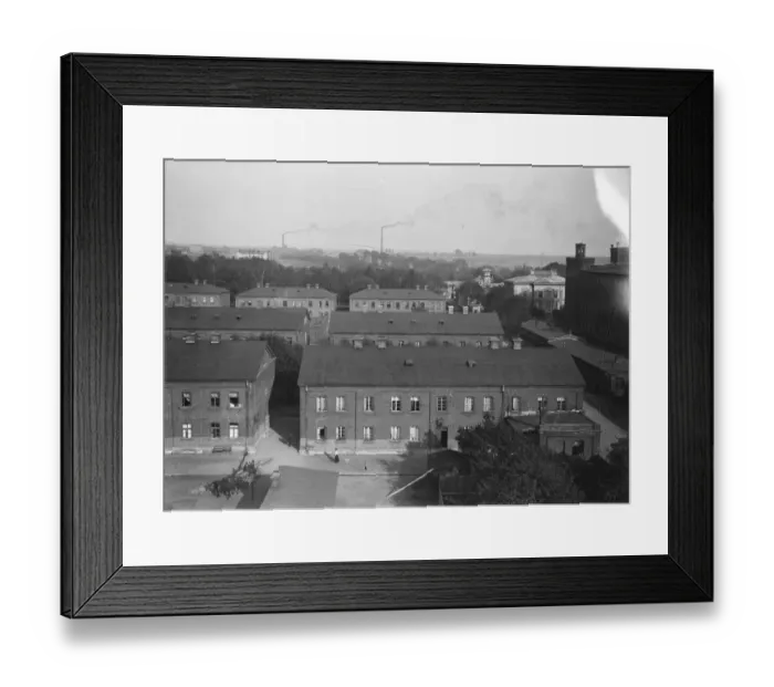 Framed Print : Panoramic view of the greatest Cotton factory of Lodtz. Largest in Europe. Photos show factory Framed Print : Panoramic view of the greatest Cotton factory of Lodtz. Largest in Europe. Photos show factory