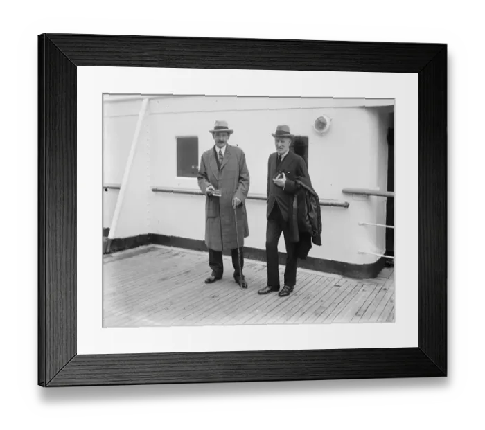 Framed Print : Earl of Clarendon returns from Canada. The Earl of Clarendon ( left ) with Mr T C MacNaught Framed Print : Earl of Clarendon returns from Canada. The Earl of Clarendon ( left ) with Mr T C MacNaught
