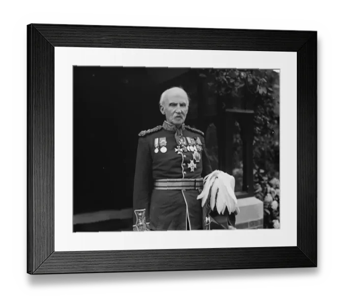 Framed Print : General Sir Reginald Clare Hart, KCB, KCVO, who is the senior Victoria Cross holder
