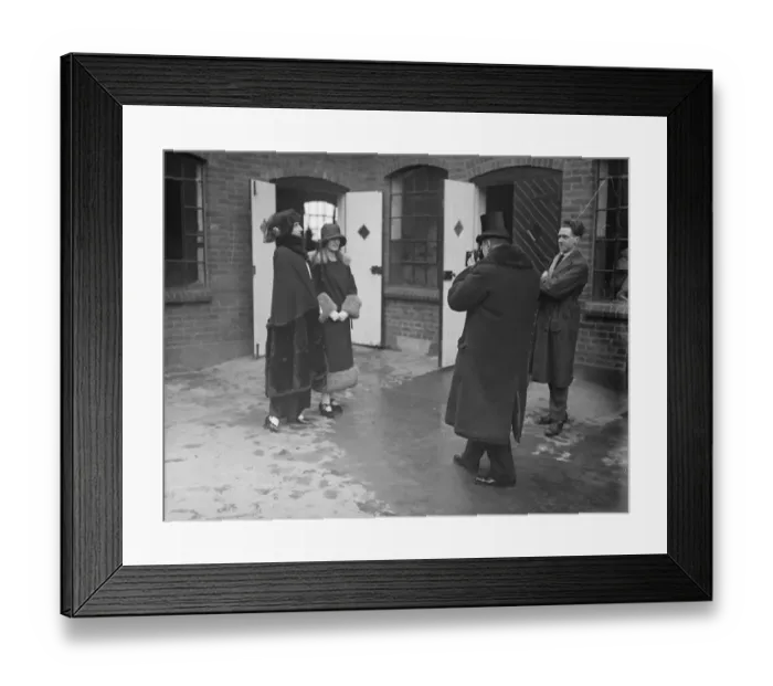 Framed Print : Duke of York visits a bacon factory at Kidlington. The Duke of Marlborough photographs Framed Print : Duke of York visits a bacon factory at Kidlington. The Duke of Marlborough photographs