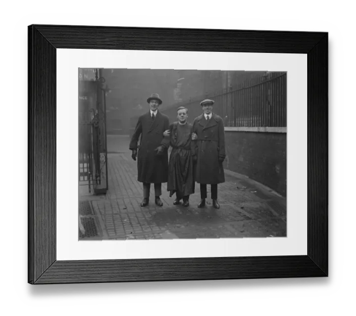 Framed Print : Toc H members attend divine service. Rev T Clayton, known as Tubby Framed Print : Toc H members attend divine service. Rev T Clayton, known as Tubby