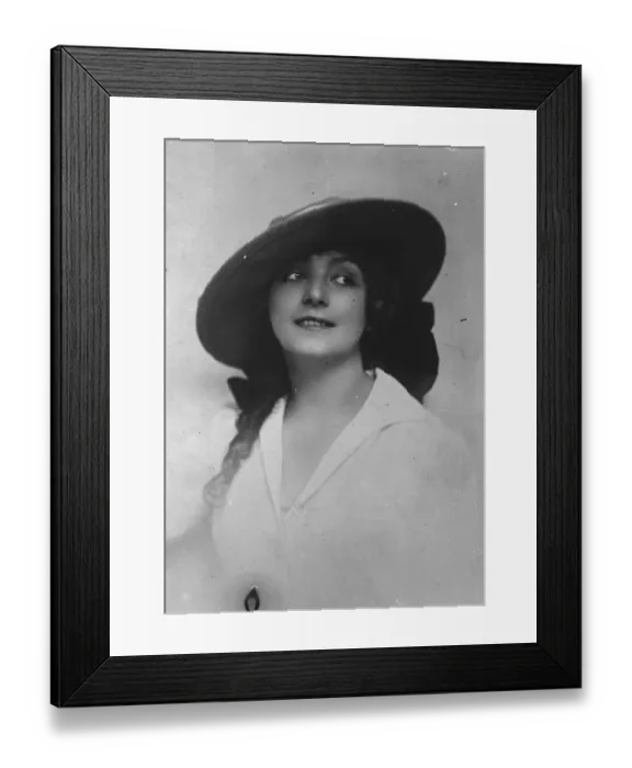Framed Print : Twin scociety girls wed on same day Senhorina Irma da Cruz Santos and Senhorina Framed Print : Twin scociety girls wed on same day Senhorina Irma da Cruz Santos and Senhorina