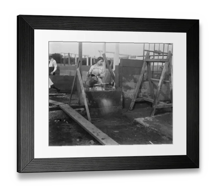 Framed Print : Concrete Houses at Harlow, Essex Cement blocks in course of construction 16 September Framed Print : Concrete Houses at Harlow, Essex Cement blocks in course of construction 16 September