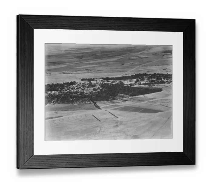 Framed Print : The RAF take over the policing of Iraq. An aerial view of Ramadi on the Euphrates Framed Print : The RAF take over the policing of Iraq. An aerial view of Ramadi on the Euphrates