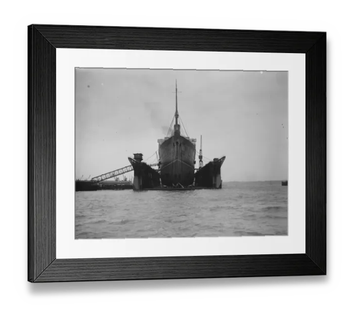 Framed Print : The Berengaria in dry dock at Southampton. 26 January 1927