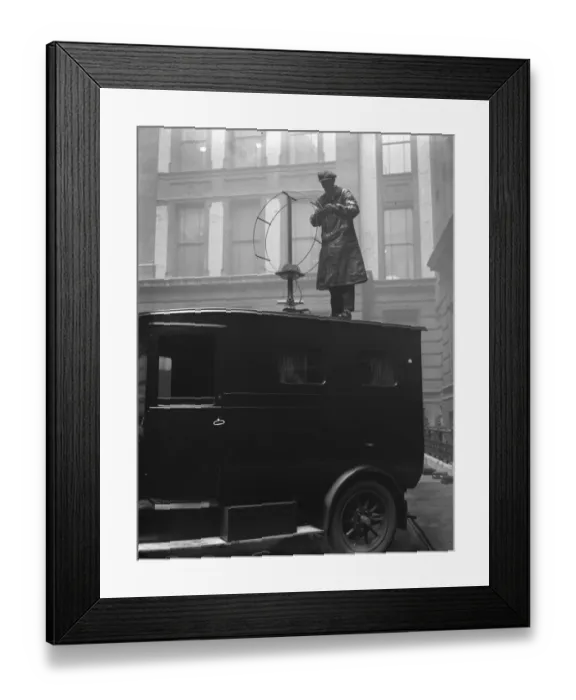 Framed Print : CPO Wireless van for detecting oscillation. The directional aerial on the roof of the van